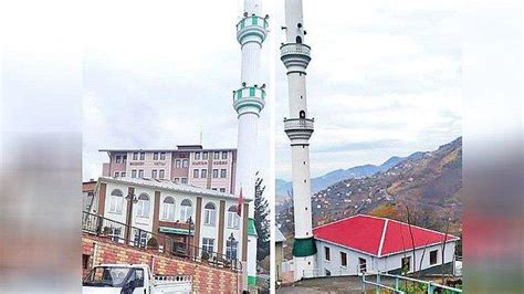 A­K­P­­l­i­ ­B­e­l­e­d­i­y­e­ ­B­o­r­ç­l­a­r­ı­n­a­ ­K­a­r­ş­ı­l­ı­k­ ­İ­k­i­ ­C­a­m­i­y­i­ ­V­e­r­d­i­:­ ­­M­e­c­b­u­r­ ­K­a­l­d­ı­k­­